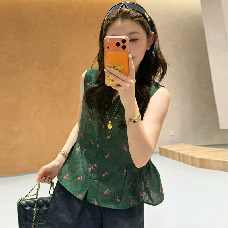 New Chinese-Style Retro V-Neck Sleeveless Shirt for Women, 2026 Summer, High-End, Light Luxury, Stylish, National Style Vest Top
