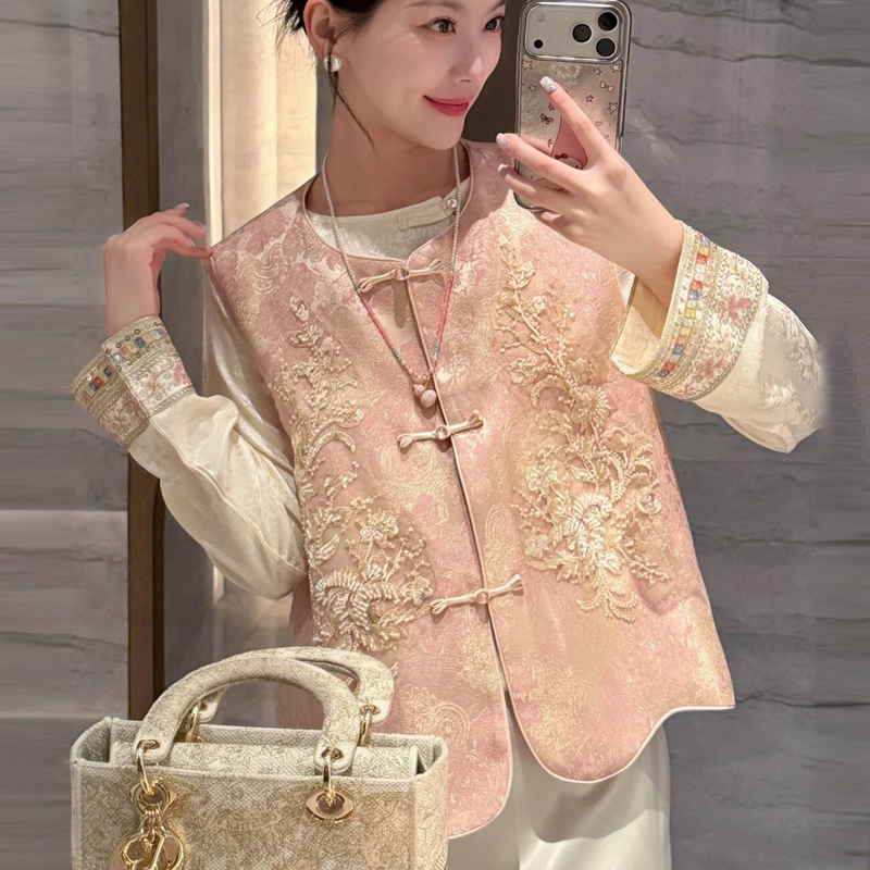 2026 Spring and Autumn New Chinese Style Long Sleeve Shirt and Vest Two-Piece Set for Women, High-End Light Luxury Versatile Outfit
