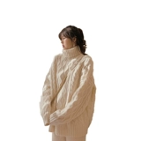 Белый цветной демисезонный трикотажный свитер, увеличенная толщина