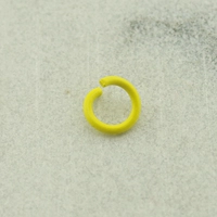 20 желтого цвета