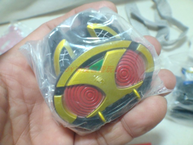 Thiết bị chính hãng Bandai Kamen Rider KIVA Biến đổi dây đeo cổ tay Biến hình đồ chơi thủ công Capsule - Capsule Đồ chơi / Búp bê / BJD / Đồ chơi binh sĩ bup be