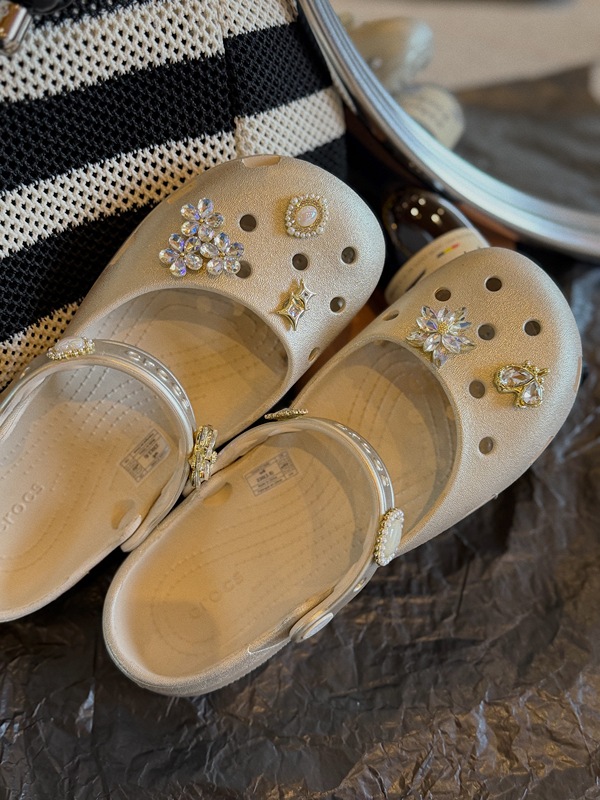 Ideal Love-Themed Crocs Shoe Charms and Accessories, Metal Decorative Accessories Suitable for Crocs