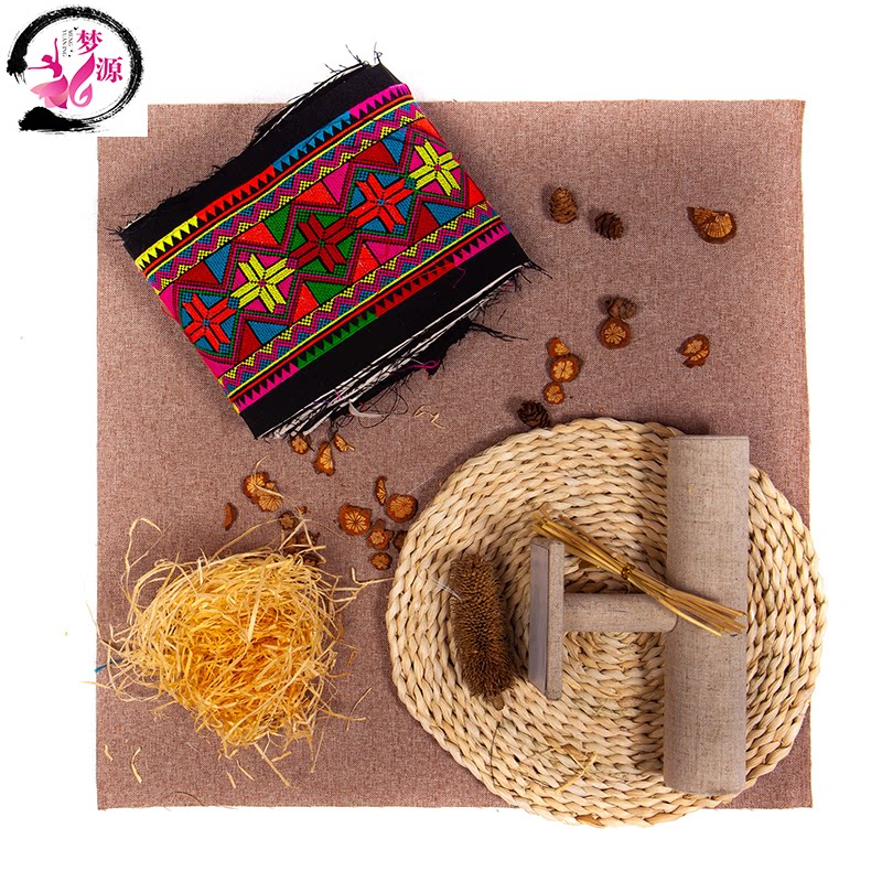 Machine embroidered cross embroidered lace imitation handmade embroidered embroidered ethnic minority clothing dress processing embroidered accessories