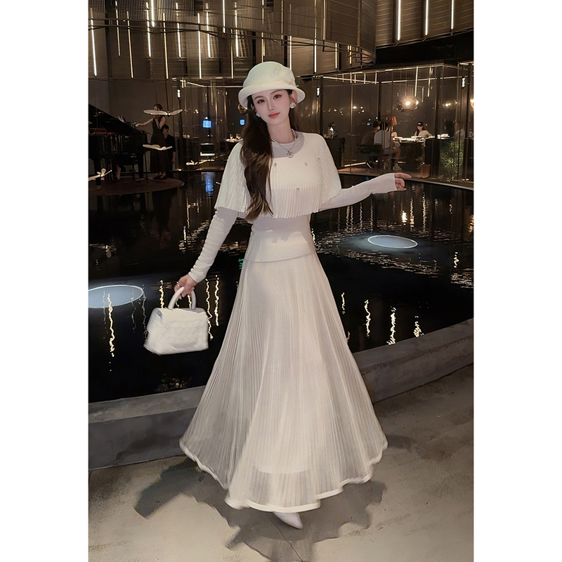 【Jade Bone Soft Gauze】 Guo Guo Original Heavy Knit Sweater Cape Top Women's Long Skirt Set 【Jade Bone Soft Gauze】 Guo Guo Original Heavy Knit Sweater Cape Top Women's Long Skirt Set