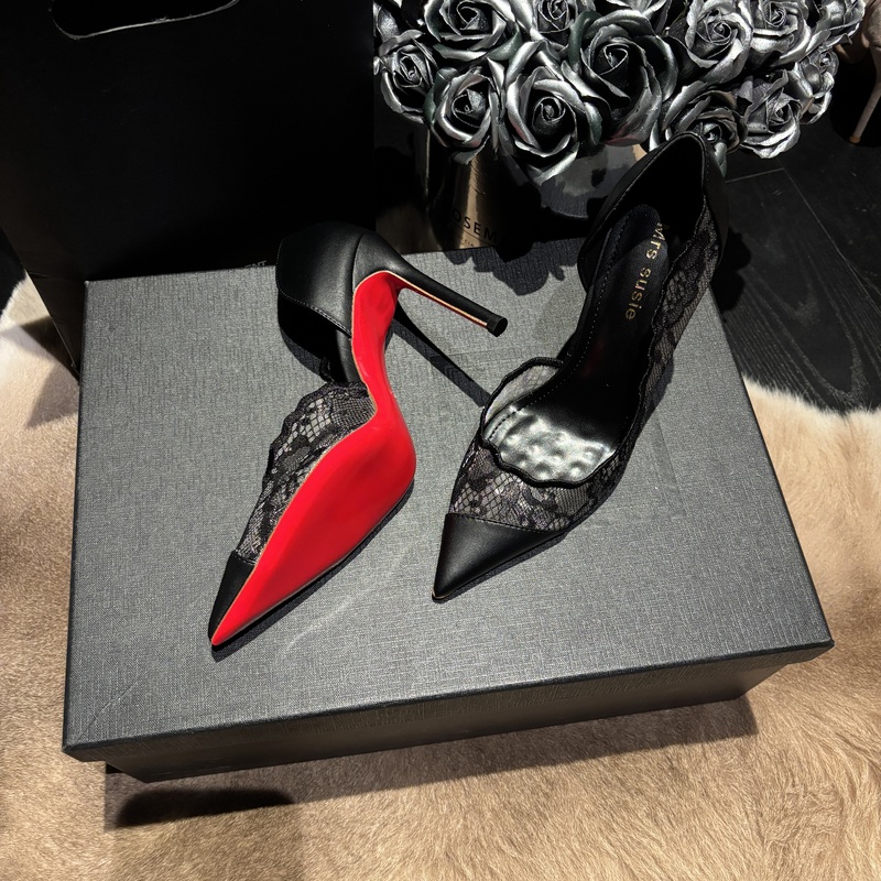Mrs Susie 2026 New Style Red-Soled Black Lace Mesh Side-Cut Pointed-Toe High-Heeled Shoes, Elegant and Sexy Single Shoes