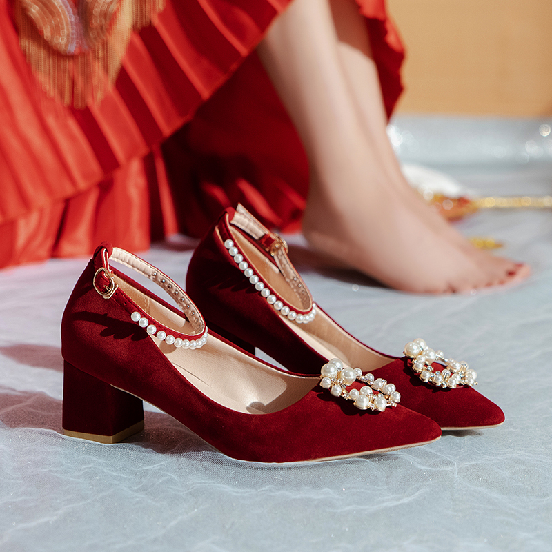 Strappy Wedding Shoes for Women 2024 New Style Chunky Heel Xiuhe Dress Red Bridal Shoes Low Heel Maternity Toast Shoes Comfortable for Feet Strappy Wedding Shoes for Women 2024 New Style Chunky Heel Xiuhe Dress Red Bridal Shoes Low Heel Maternity Toast Shoes Comfortable for Feet