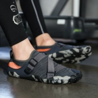 Темно-серый