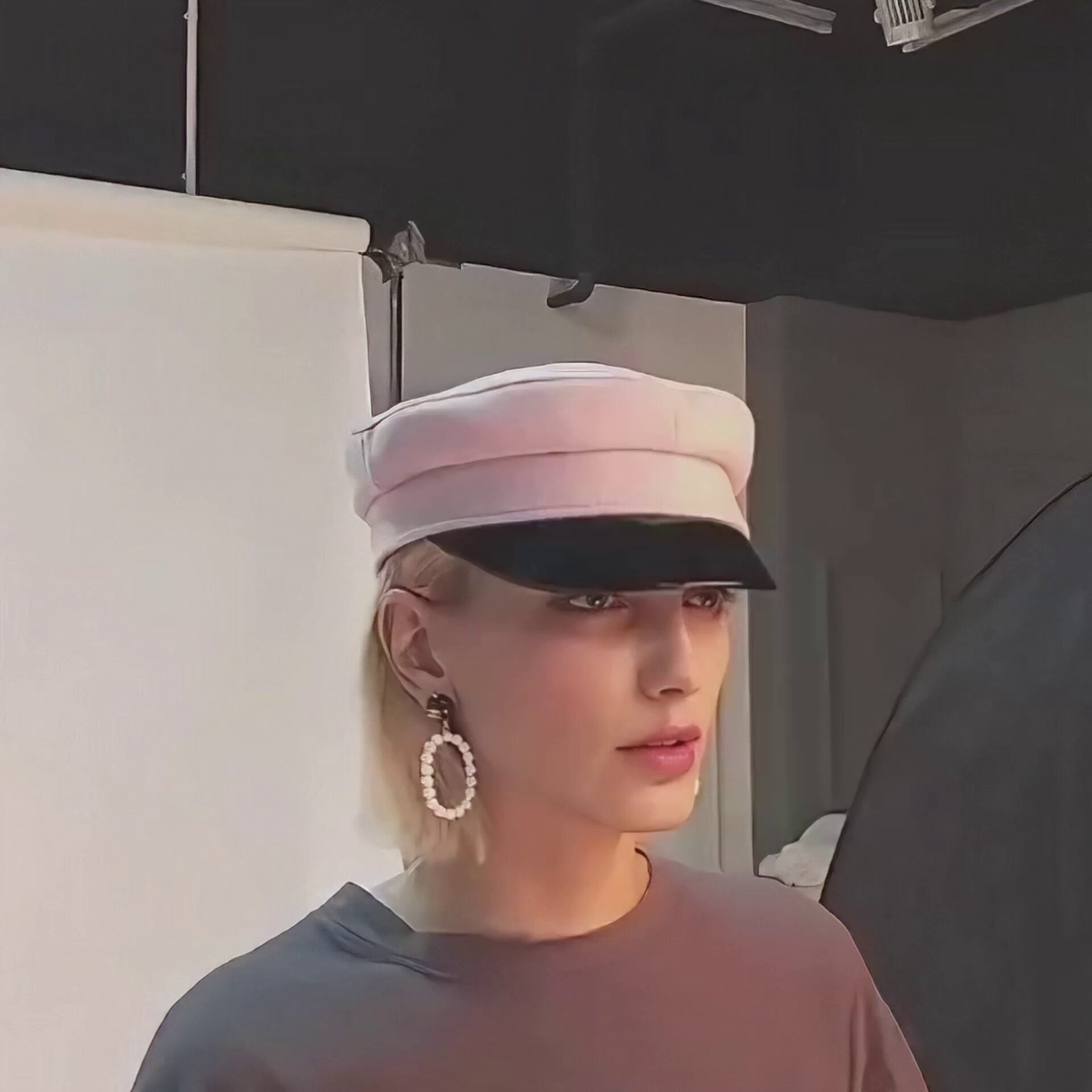 姐妹们！这款icap贝克男孩帽女粉色经典PU漆皮舌司机帽宇宙网红秋冬报童帽真的超值得入手！？_帽子_淘宝服装网