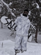 Snow no white gray printed ski suit plus fluff and wind - proof and loose oversize snowboard suit