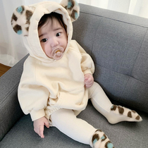  ins20 winter baby BAO WEN plush ears hooded plus velvet thickened bag fart one-piece romper mens and womens baby climbing clothes