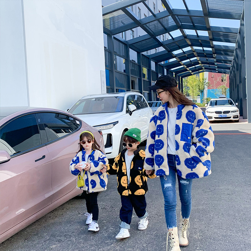 Fried street parent-child clothing 2021 autumn and winter new mother-child clothing children's western-style velvet jacket loose western-style mother-daughter clothing