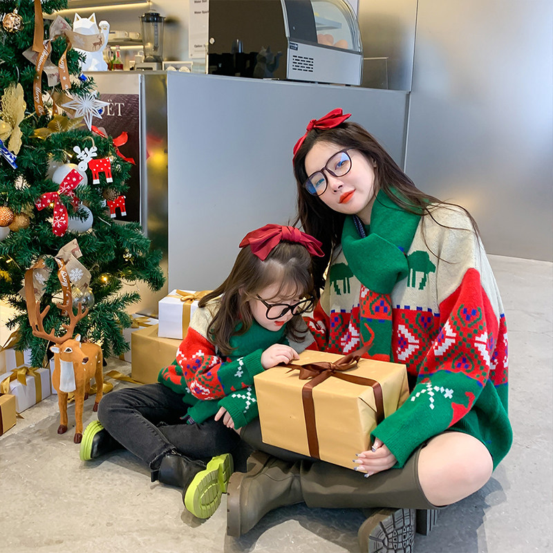 High-end parent-child clothing 2021 autumn and winter new children's Christmas sweater foreign style knitted sweater pullover top mother and daughter clothing tide