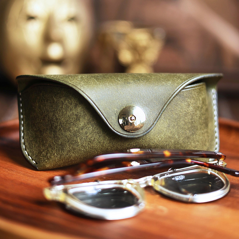 Italian Pueblo Vegetable-Tanned Leather Handmade Glasses Case, Vintage Frosted Leather, Pressure-Resistant, Portable Sunglasses Case