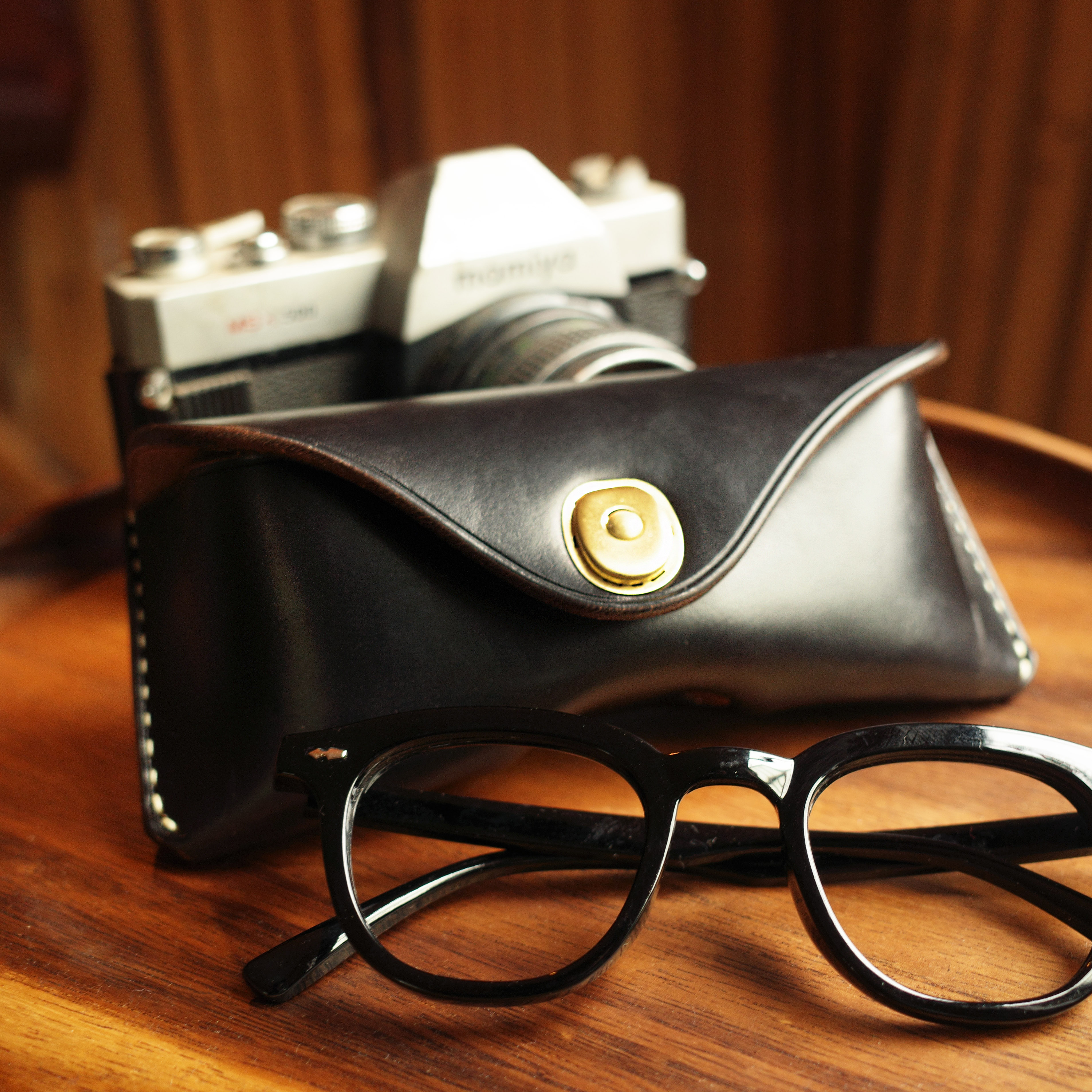 horween American Horween tea core leather oil wax cowhide simple retro glasses bag sunglasses storage box