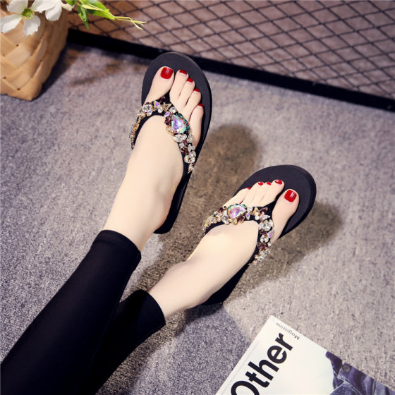 网红2025高跟串珠水钻拖鞋女夏时尚外穿防滑夹脚凉拖鞋沙滩人字拖
