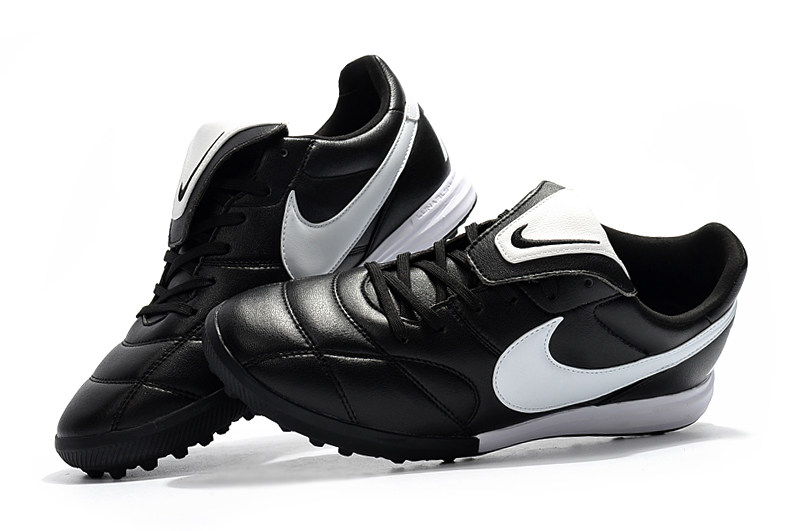 Nike Nike Retro Legit Legit Football Shoes Nike Premier II 39-45