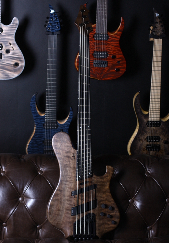 German Le Fay Capone 5 Rht Multiscale Fan 5-String Electric Bass German Le Fay Capone 5 Rht Multiscale Fan 5-String Electric Bass