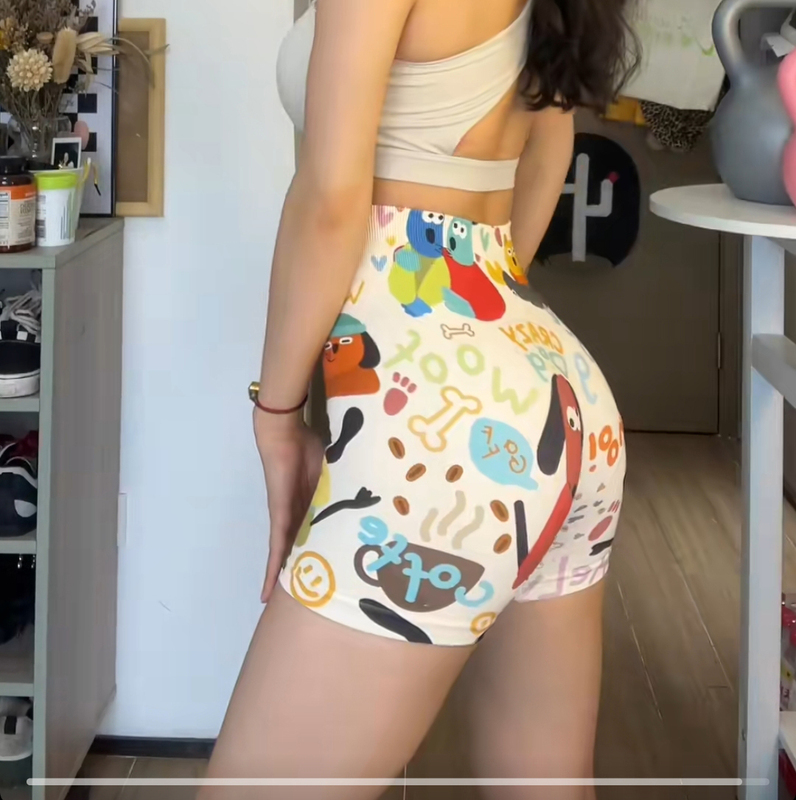 Colorful Printed Knitted Yoga Shorts Three-Quarter Length Peach Butt Running Sports Fitness Shorts Set Cute Dopamine