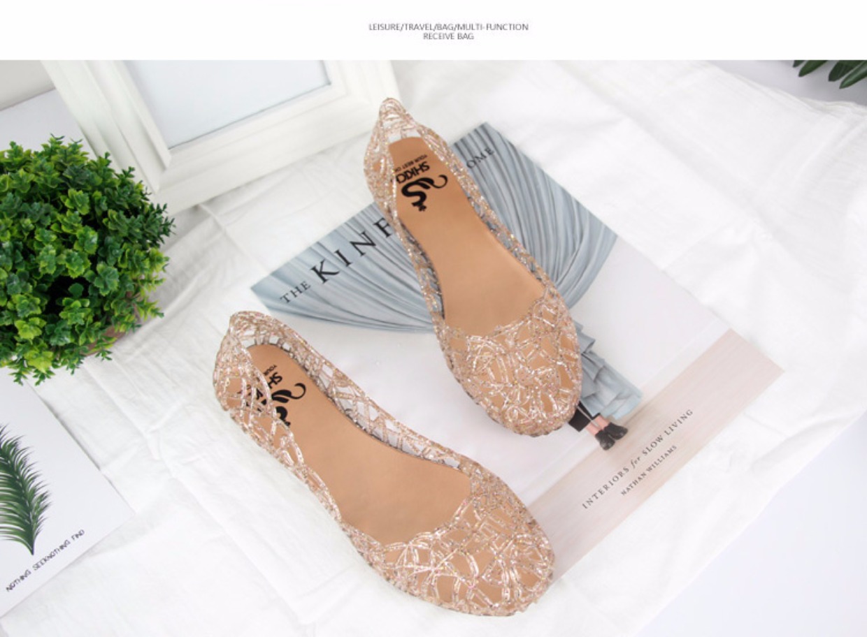 Giày mùa hè của phụ nữ bãi biển bằng phẳng chim yến lỗ giày bằng nhựa pha lê giày dép lưới đôi dép mẹ giày dép hermes nữ chính hãng
