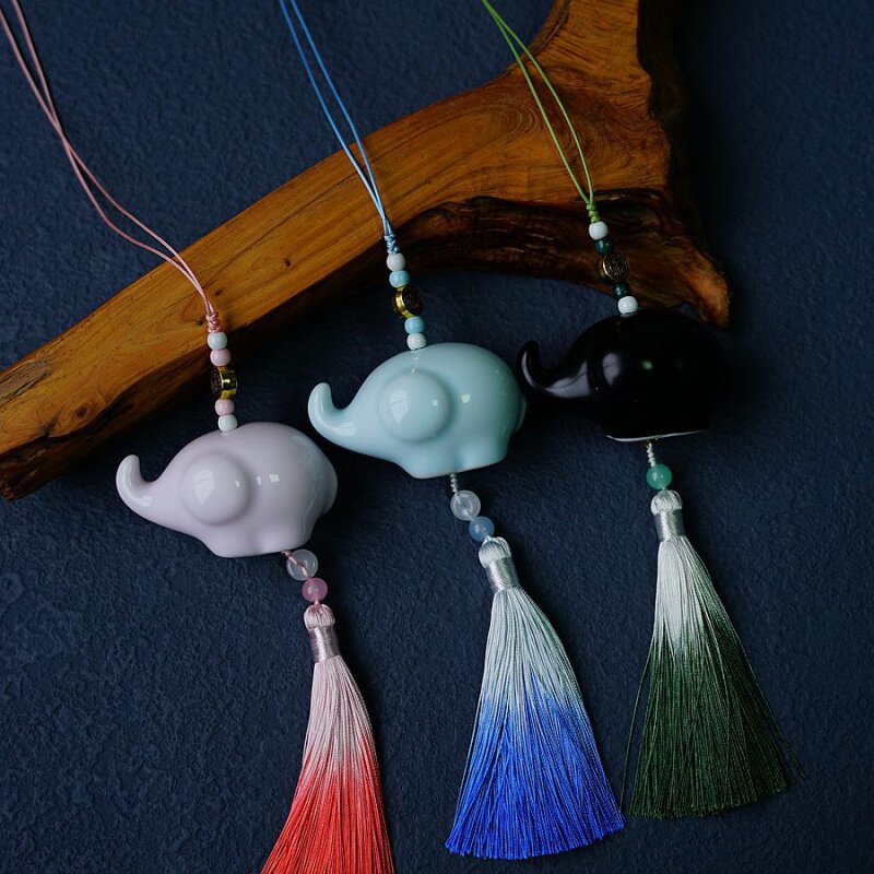 All the way auspicious elephant car ceramic wind chime pendant car interior decoration new car Japanese small pendant creative gift