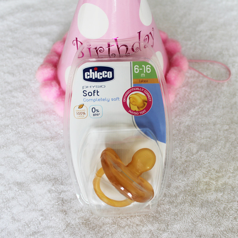 Соска chicco新生婴儿全硅胶安抚奶嘴柔软仿母乳0-18个月安慰安睡型
