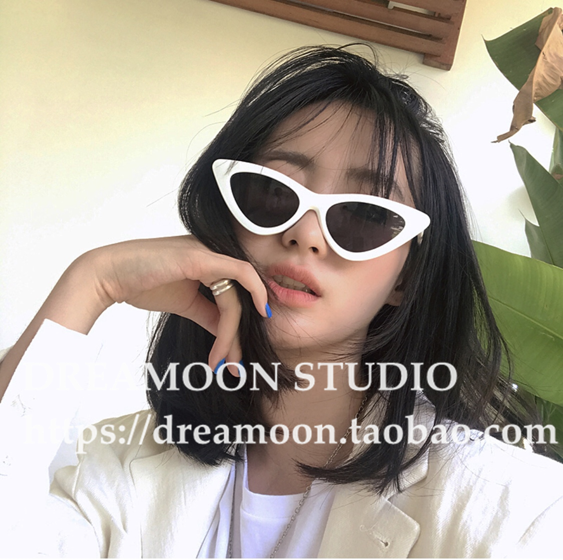Phiên bản tiếng Hàn của retro retro retro Châu Âu và Hoa Kỳ hộp kính mắt mèo màu trắng nữ ulzzang hip hop net kính râm màu đỏ kính gm southside