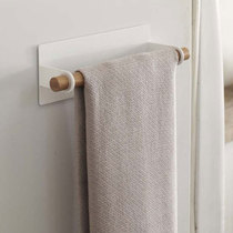 Japanese home Japanese style wool towel rack white wood small fresh suction magnetic ferromagnetism refrigerator with hanging towel contained