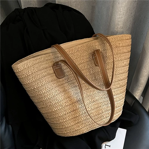 Летняя вместительная и большая универсальная соломенная плетеная сумка через плечо на одно плечо, коллекция 2023, популярно в интернете