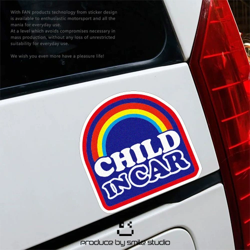 Творческая личность предупреждает автомобиль наклейка Rainbow Child in Car.