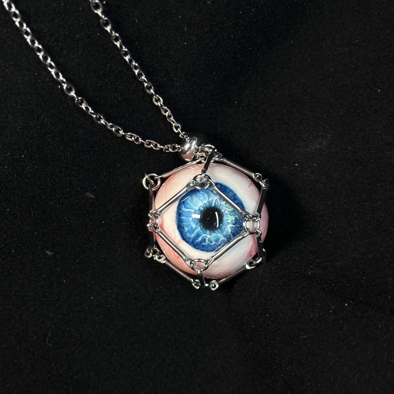 In-Stock Eyeball Necklace Sweet Cool Devil's Eye Pendant Accessory Horror Halloween Y2K Pendant Gift Witch