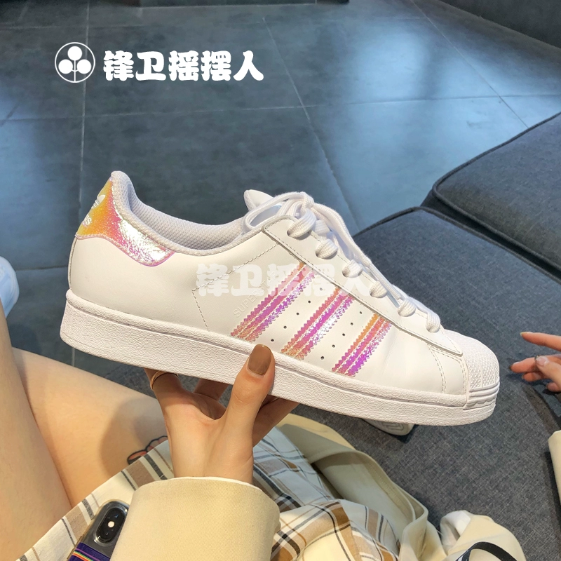ADIDAS SUPERSTAR nữ laser sáng cổ điển vỏ giày bình thường FV3139 - Dép / giày thường