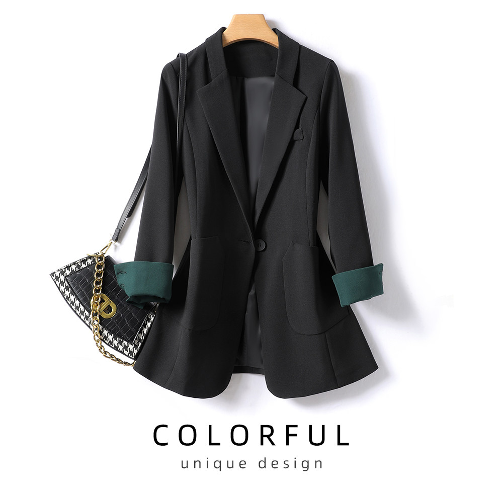Черный универсальный пиджак для костюма, женский высококлассный костюм на весну и осень 2024, новая корейская версия повседневного приталенного костюма большого размера, маленький темперамент