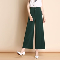 Девять -точка 616 темно -зеленый