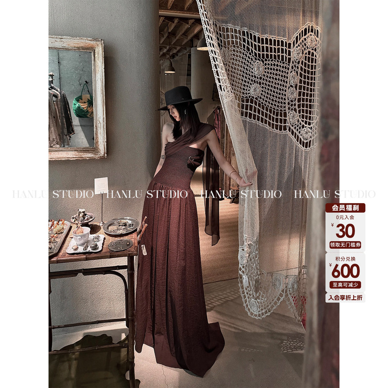 Hanlu Studio Brand Niche Original Tan-Colored Strapless Dress Lyocell Tencel Elegant Long Dress Hanlu Studio Brand Niche Original Tan-Colored Strapless Dress Lyocell Tencel Elegant Long Dress