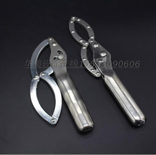 Handcuffed stainless steel machine filter wrench Adjustable oil filter core wrench Filter wrench Warranted