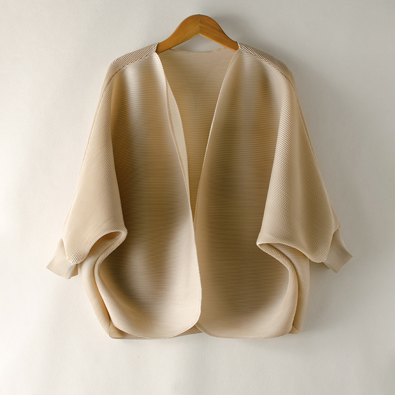 Miyake Style Cardigan Air-Conditioning Shirt 2026 Spring and Summer Thin Loose Batwing Shirt Casual Sun Protection Pleated Short Jacket