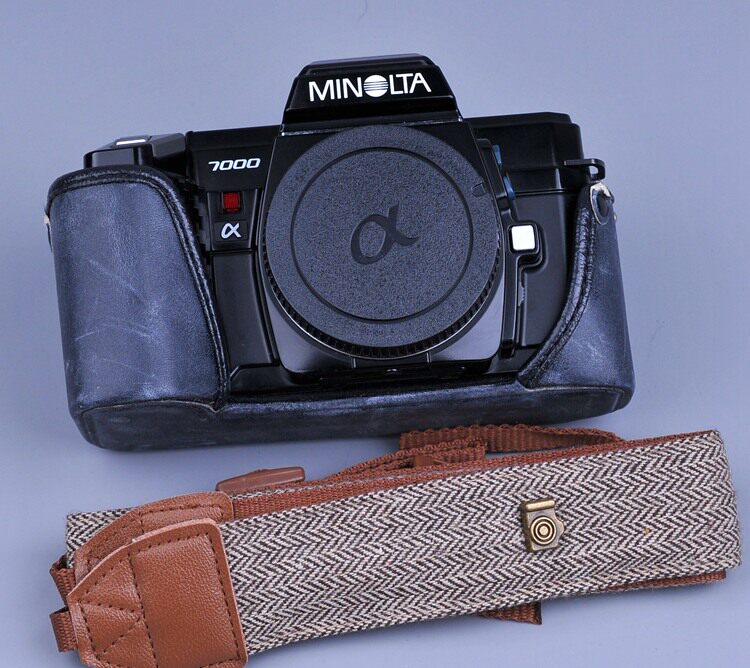 Beauty can da Aα 7 0 0  0 Automatic negatives single eye camera A5000