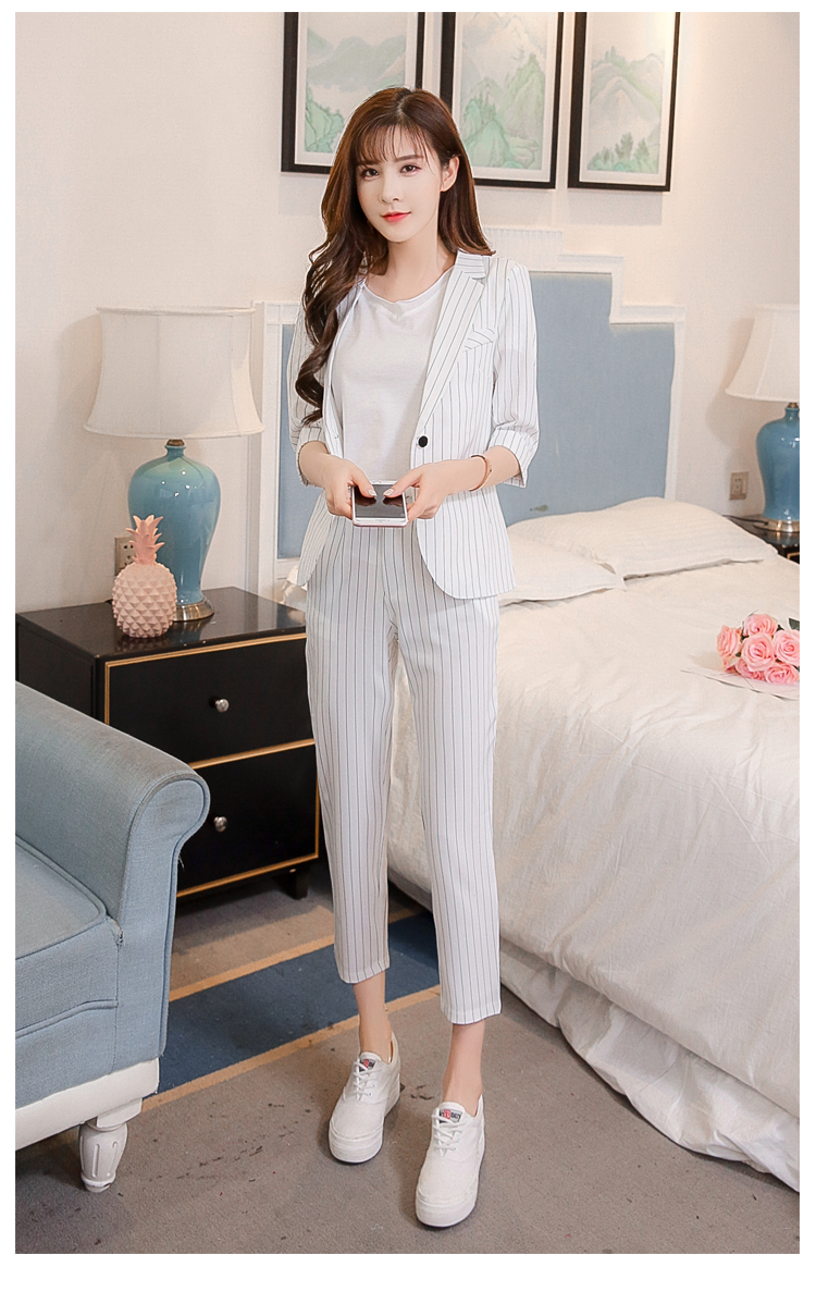 Mùa hè phiên bản Hàn Quốc của tay áo năm điểm nhỏ phù hợp với nước hoa phù hợp với phụ nữ áo khoác + chín quần hai bộ thủy triều áo khoác nữ hàng hiệu