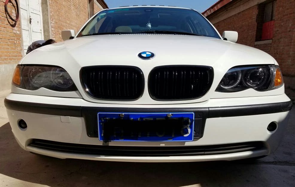 Решетка радиатора M3 Style для BMW 3 Series E46 (2002-2005)