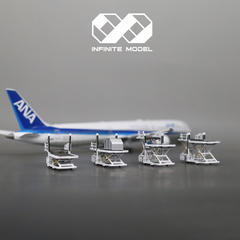 1:200 Champ70 Cargo Lift Truck Original White Model Airport Ground Handling