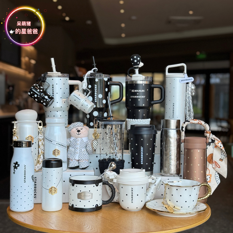 Starbucks 2026 Polka Dot Fantasy Series Water Cup Retro Black and White Elegant Mug with Double Drinking Spout and Insulated Straw Cup Starbucks 2026 Polka Dot Fantasy Series Water Cup Retro Black and White Elegant Mug with Double Drinking Spout and Insulated Straw Cup