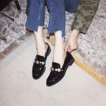 2021 new spring casual shoes Korean rhinestone loafers women rough heel pearl British style small leather shoes academy