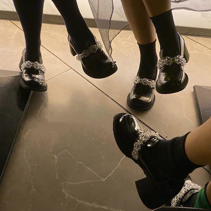 Treasure hyperlinks small crowdsourced on foot handsome and cool head water drill Marie treasures single shoes