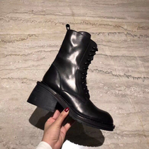 7 cm heel tall and thin upper foot handsome with midcylinder Martin boots.