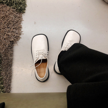 Korean boss mother recommended on the feet have a personality handsome niche retro cute square head single shoes