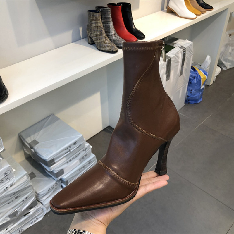 Korean old board lady recommends small crowdfunding ~ ~ upper foot handsome retro pointed high heel short boot