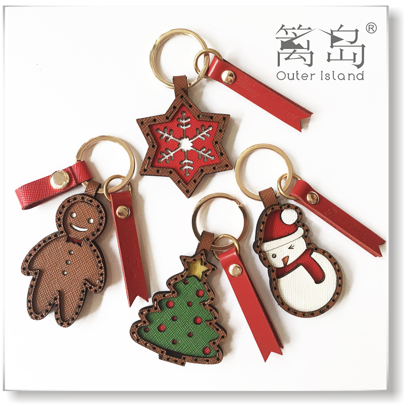 Fence Island Original Christmas Ornament Small Pendant Leather Snowflake Snowman Gingerbread Man Christmas Tree Cute Key Buckle