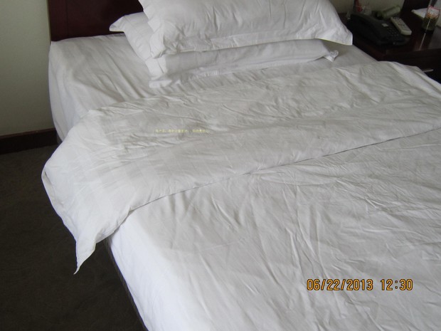 Thẩm mỹ viện phòng tắm giường massage đặc biệt chăn nhỏ bông cotton polyester chăn quilt trắng bộ đồ giường chăn điện
