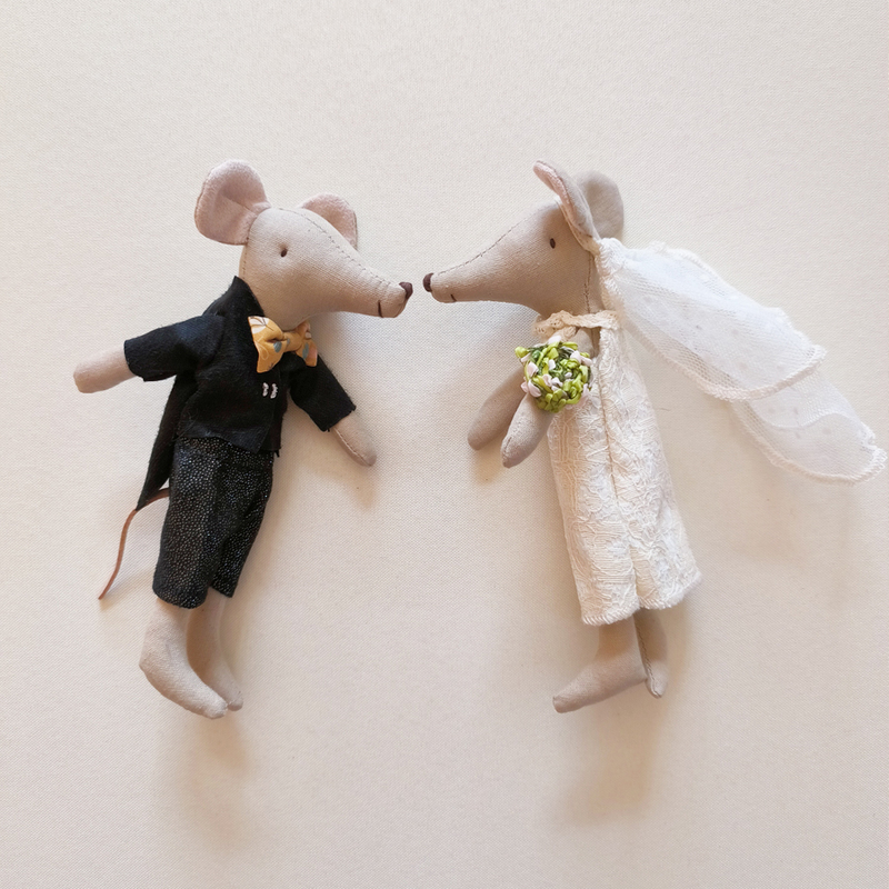 Scandinavian Wedding Mouse Small Puppet Doll Play House Toy House Bride and Groom Gift Wedding Mouse