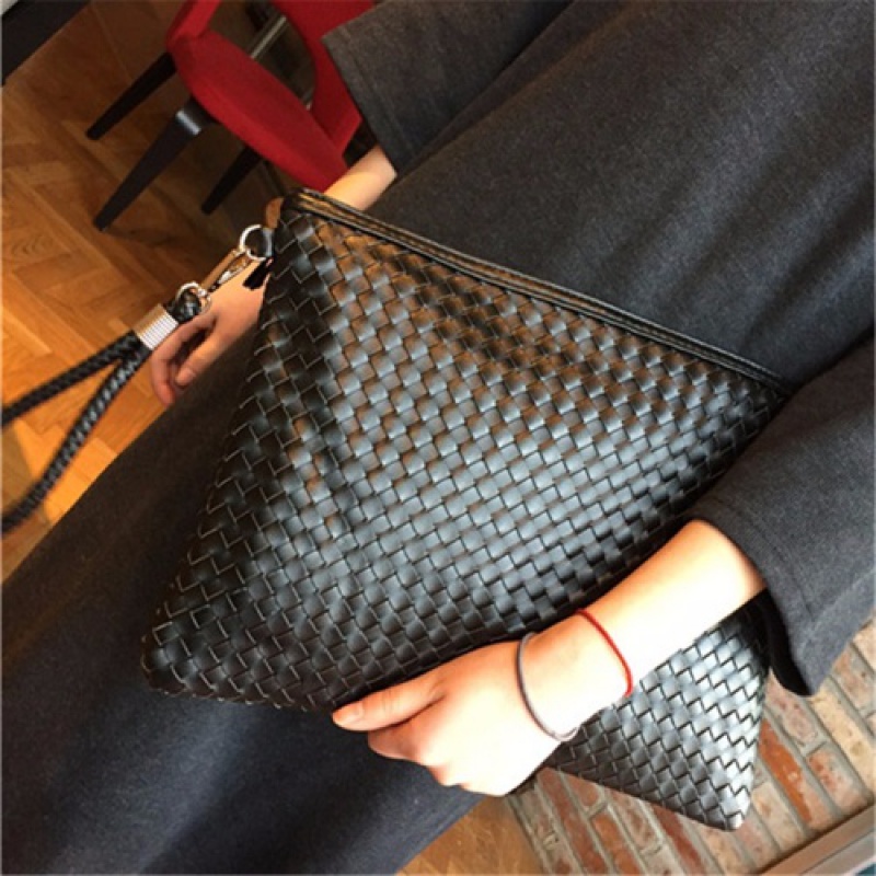 2020 new Korean version Woven Hand Grab Bag Lady Men Envelope Bag Large Capacity Hand Grab Bag Trend Female Hand Grab Bag